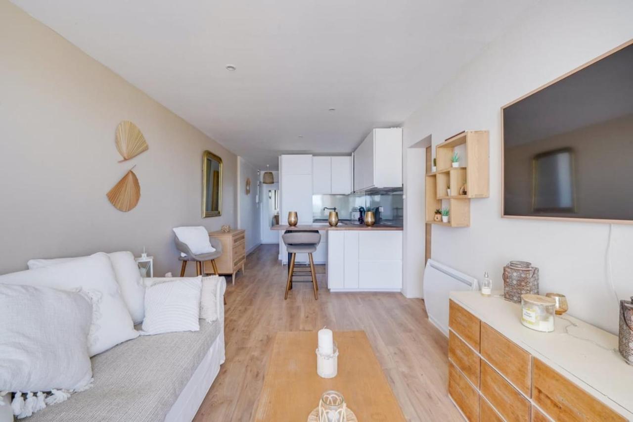 דירות Flat In The Port Of ארסשון מראה חיצוני תמונה